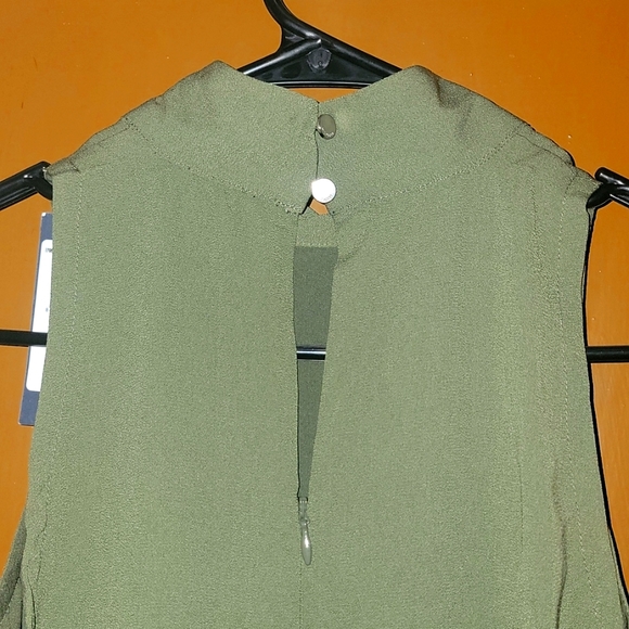 Romper - Picture 3 of 4